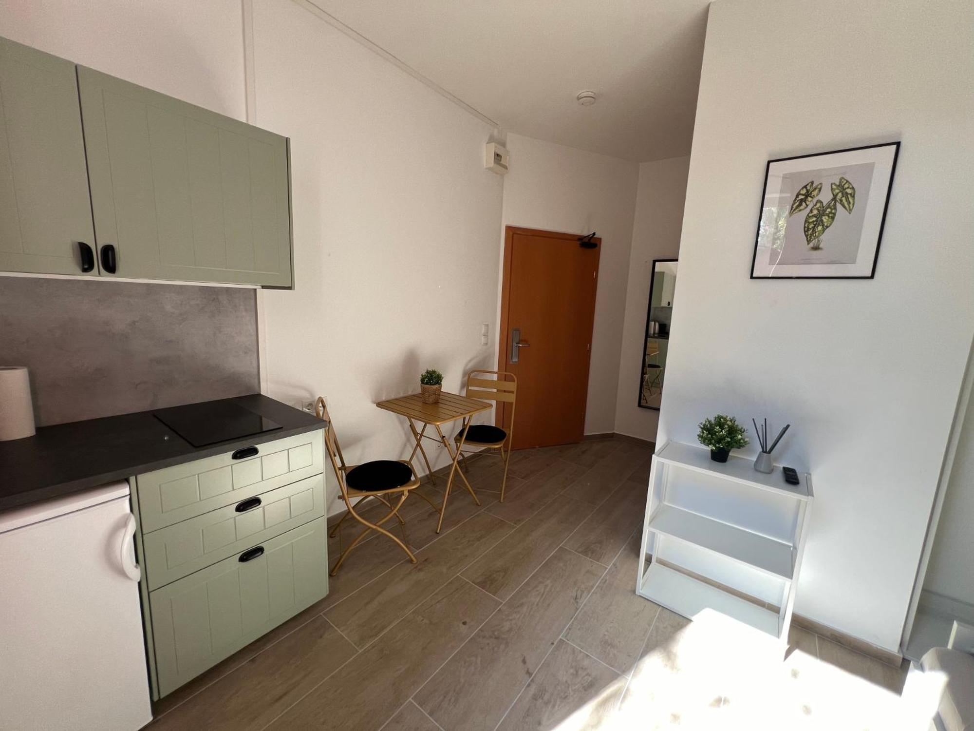 K2 With Free Parking & Fitness Apartment *